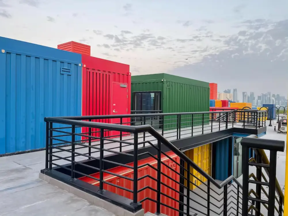 Shipping container (1)